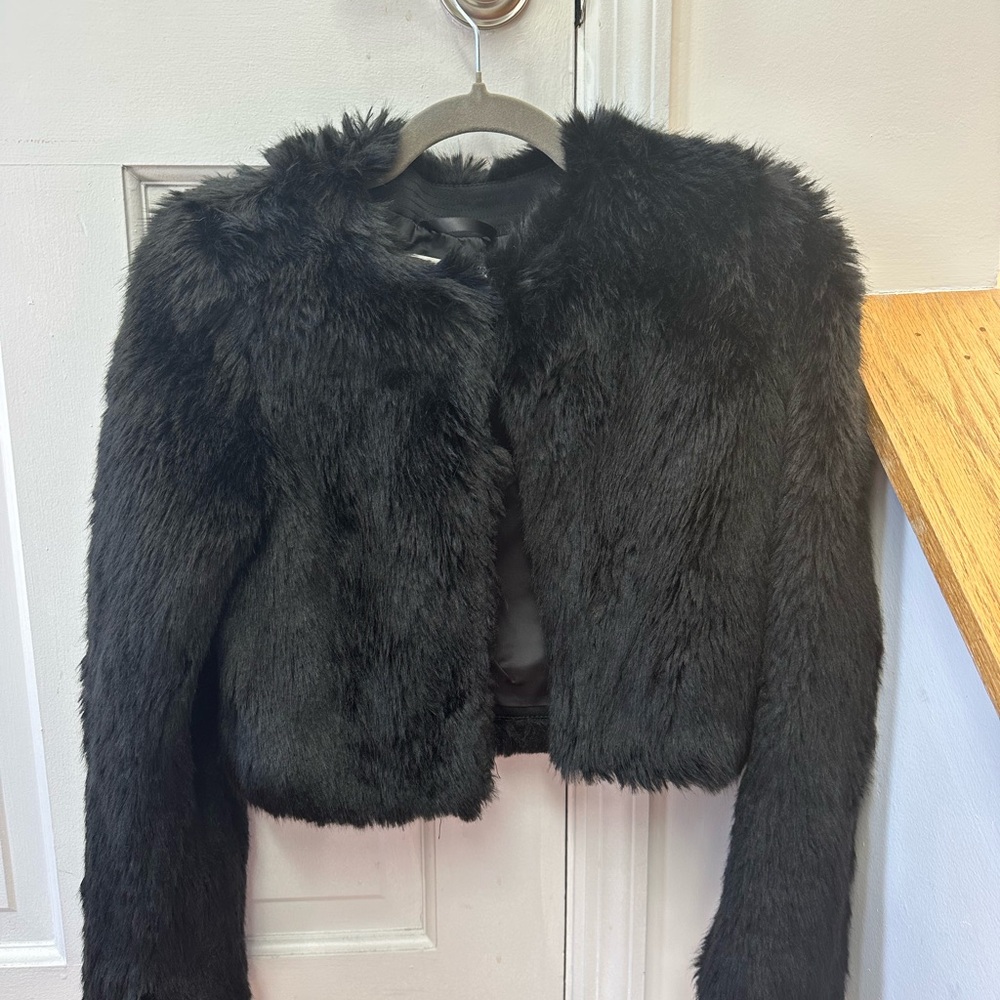 Babaton Black faux fur Jacket- xxs🐻
